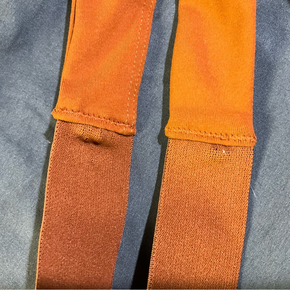 Fabletics Rust Sports Bra - Picture 5 of 8